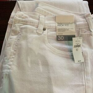 GAP White Jeans with Frayed Hem